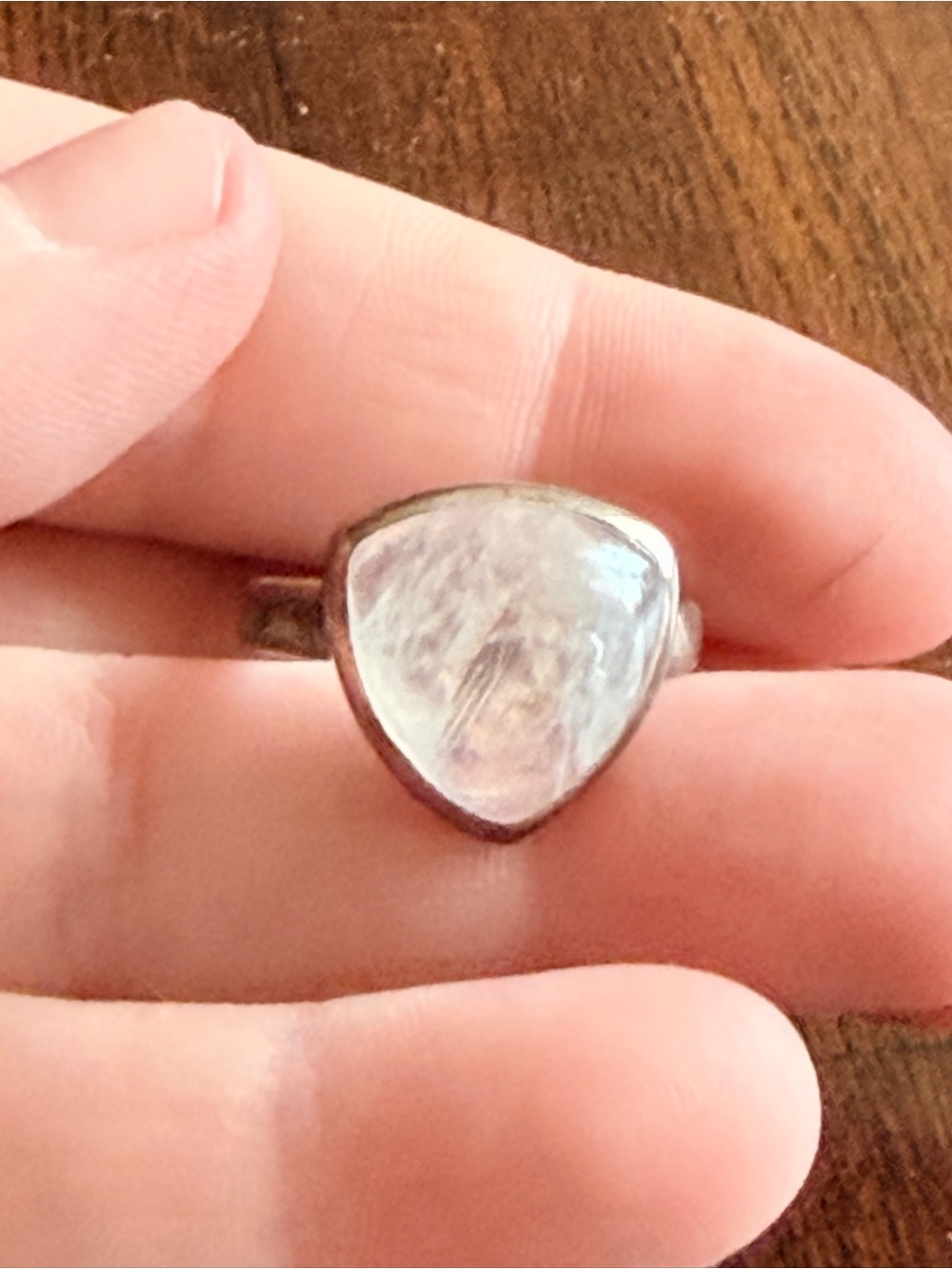 925 Sterling Silver color changing Moonstone Triangle Ring - White Gem Sz 8